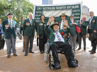 ANZAC Day March 04