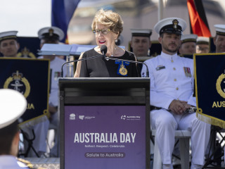 048 Australia Day 2022 Salute Citizenship Ceremony credit AnnaKucera