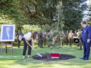 Coronation Tree Planting 01