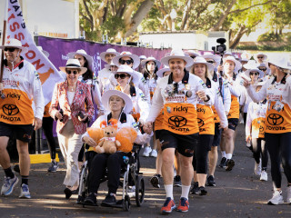 Mission Melanoma Walk 01